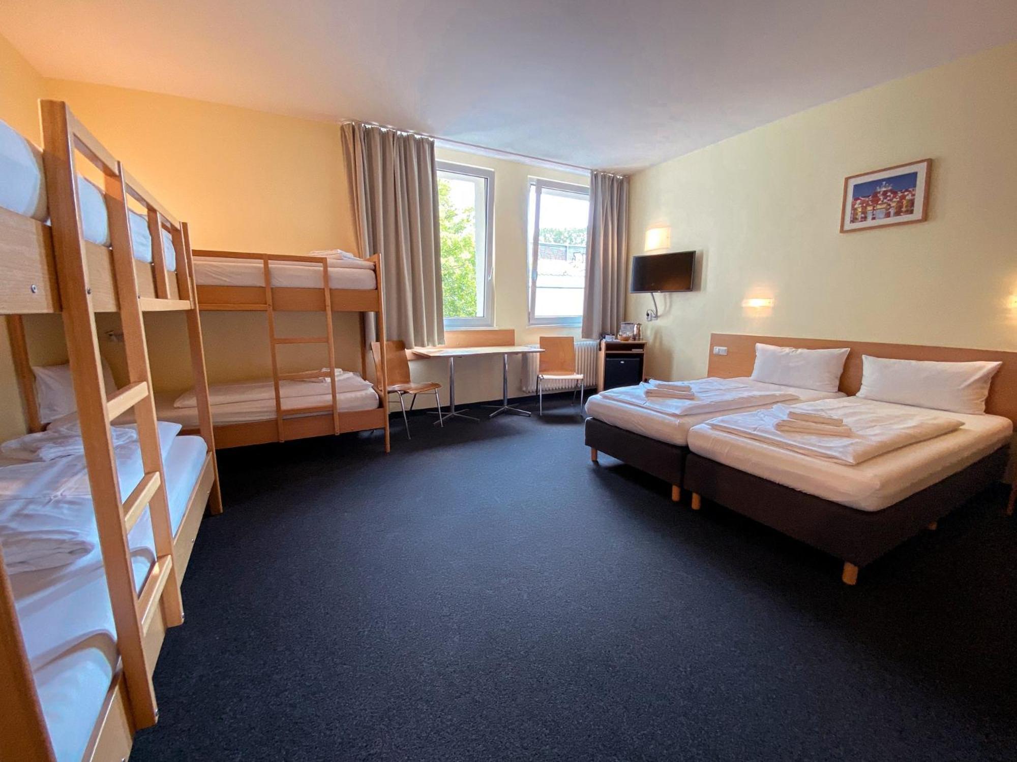 Familienhotel Citylight — Photos 1